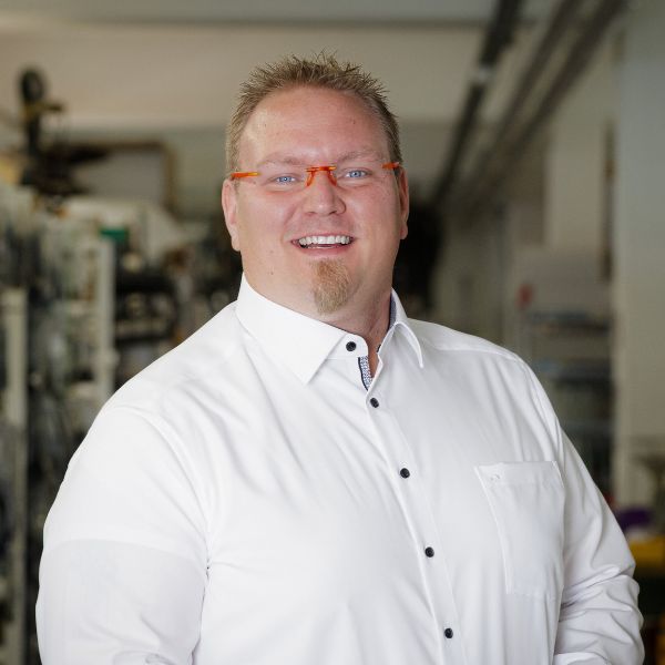 Abteilungsleiter für Antriebstechnik der Franz Sieland GmbH – Experte für Keilriemen, Kupplungen und Antriebselemente aus Südwestfalen.