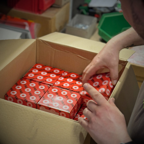 Verpackung im Lager bei HIW